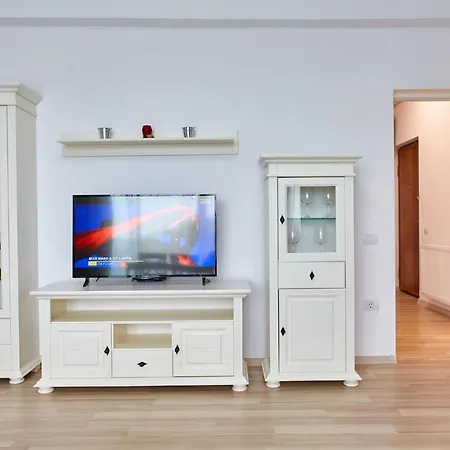 Solis * 那沃达利